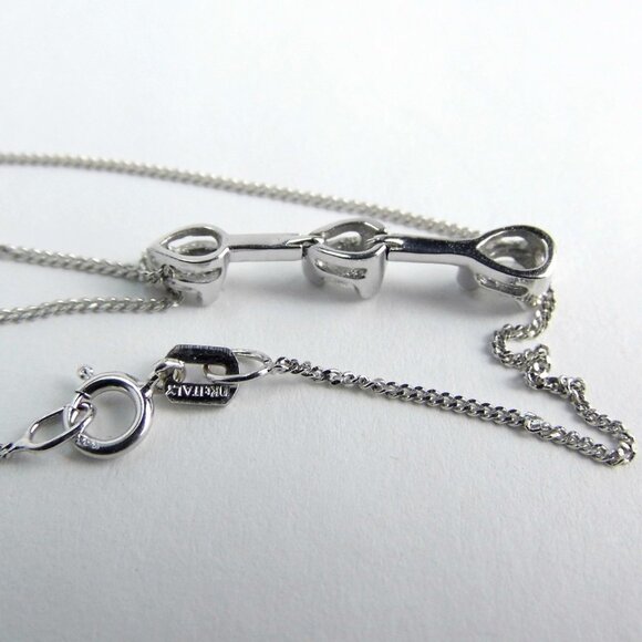 0.23ctw Diamond 10K Gold Infinity Teardrop 3 stone Chain Necklace - Picture 8 of 8